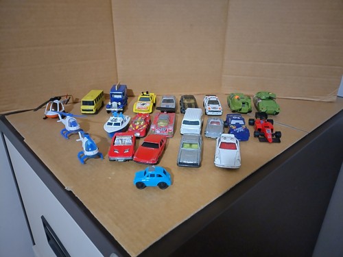 Diecast plastic - diecast,